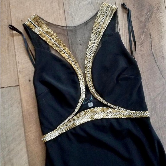 CAMILLE LA VIE Black and Gold Prom Dress - Picture 4 of 8
